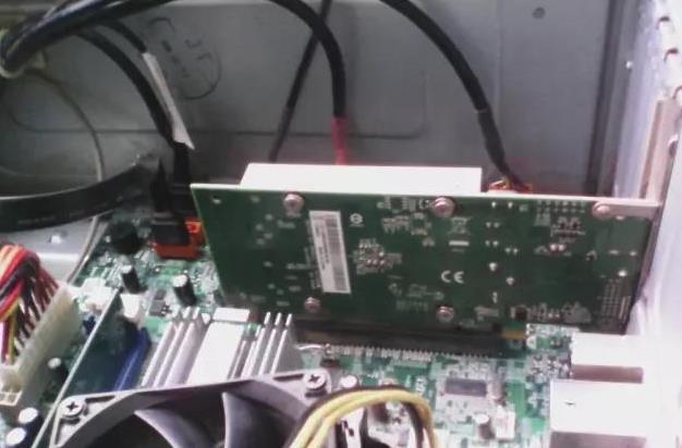 電腦開不了機怎么解決？電腦開不了機的解決方法_www.DNjIsHU.com